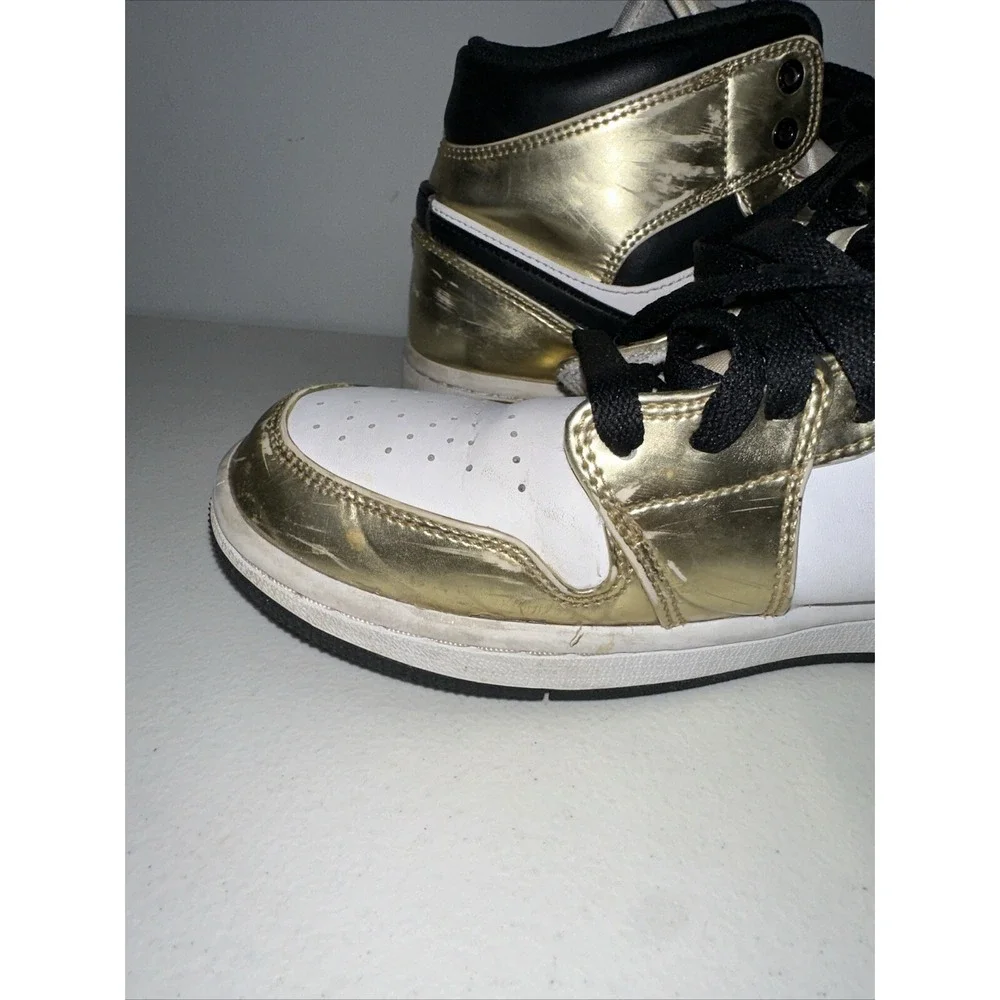 Jordan 1 Mid SE Men's Size 8.5 - Metallic Gold With Box Shoes Sneakers‎